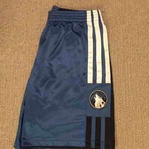 Adidas Timberwolves shorts Size XL